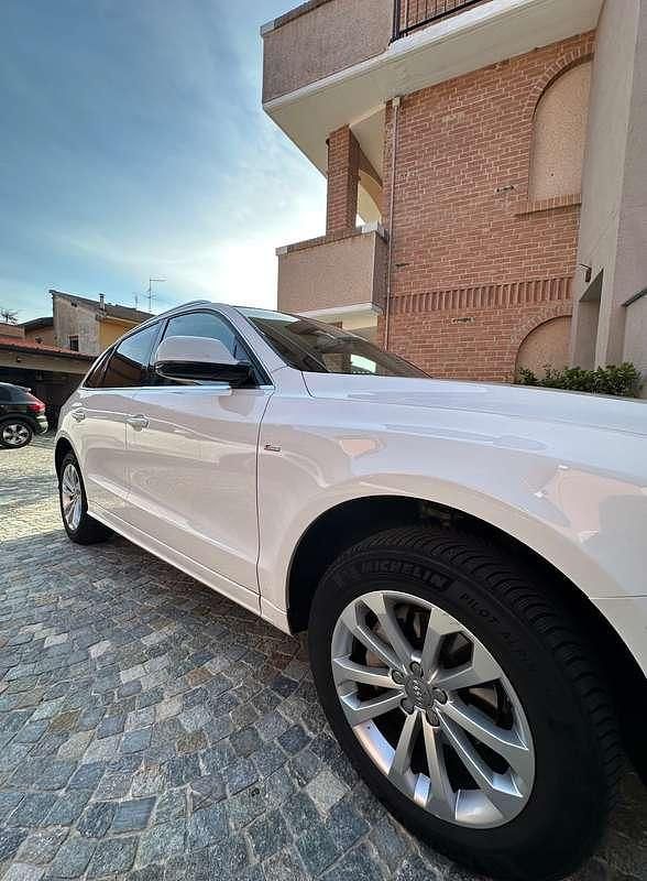 Usata Audi Q5 Ambiente 190 CV (139 kW) 2015 Bianco SUV
