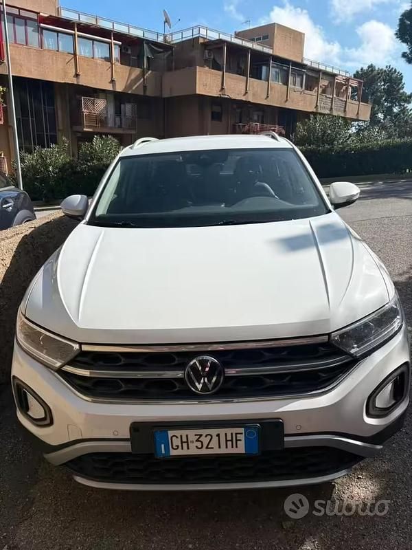 Usata VW T-Roc 150 CV (110 kW) 2022 Bianco SUV