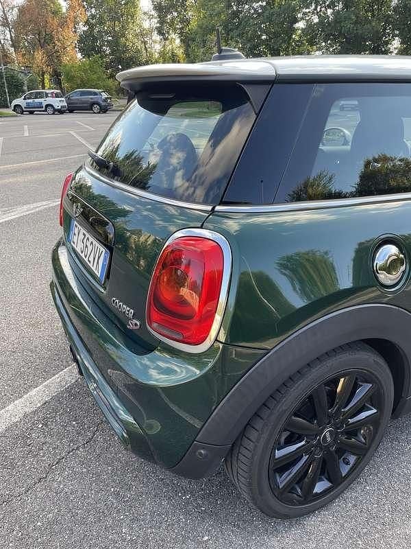 Begagnad Mini Cooper SD 170 HK (125 kW) 2015 Halvkombi