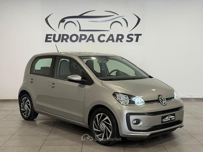 Usata VW up! move up! 68 CV (50 kW) 2019 Argento Utilitaria