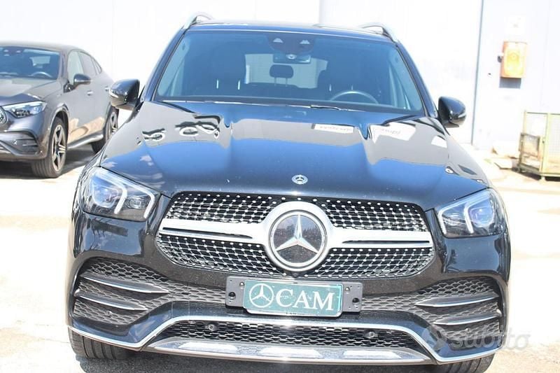 Usata Mercedes GLE300 Premium 245 CV (180 kW) 2020 Nero SUV