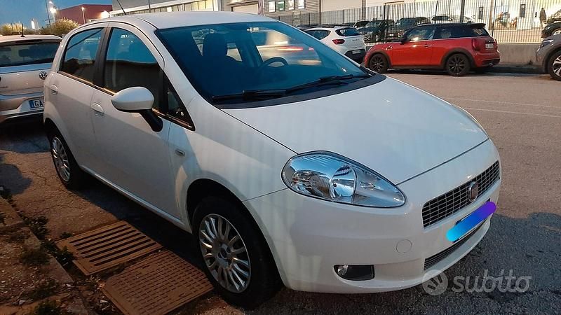 Usata Fiat Grande Punto 2009 Bianco Utilitaria