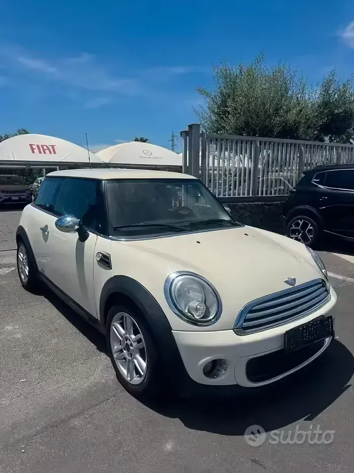 Usata Mini Cooper 75 CV (55 kW) 2013 Utilitaria