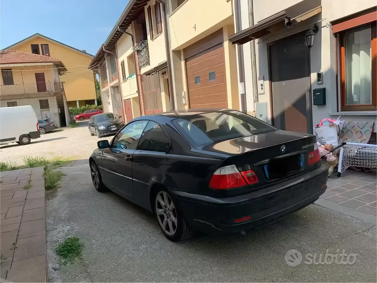 Usata BMW 320 150 CV (110 kW) 2005 Nero Coupé