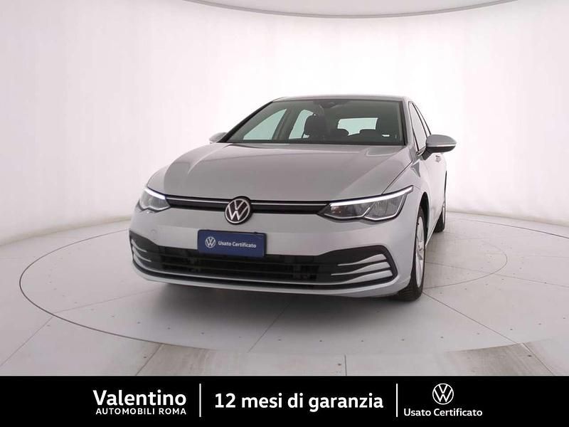 Usata VW Golf VIII Life 116 CV (85 kW) 2021 Grigio Utilitaria