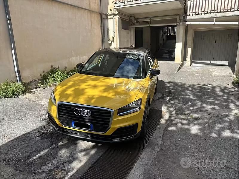 Usata Audi Q2 116 CV (85 kW) 2017 Giallo SUV