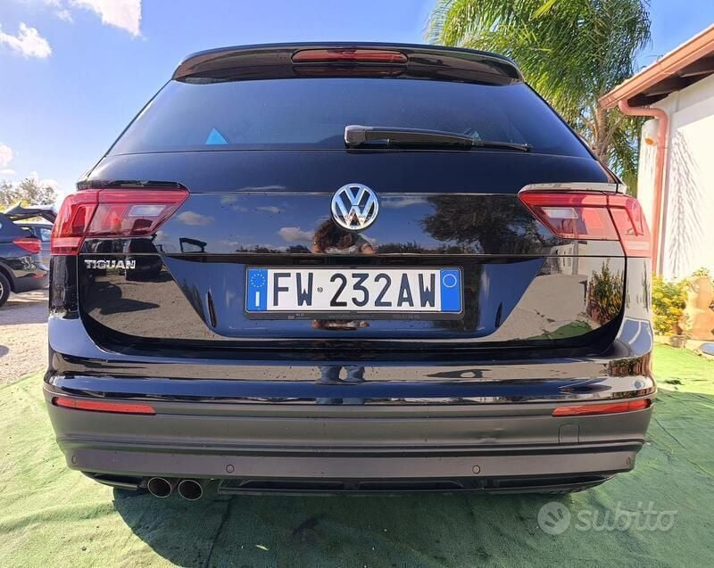 Usata VW Tiguan 150 CV (110 kW) 2019 Nero SUV