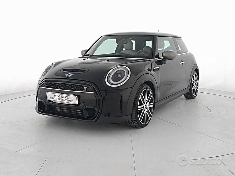 Nero Usata 2022 Mini Cooper S Due volumi | 26.900 € (Buon prezzo) - Immagine 1/4