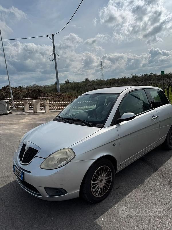 Usata Lancia Ypsilon 2008 Grigio Utilitaria