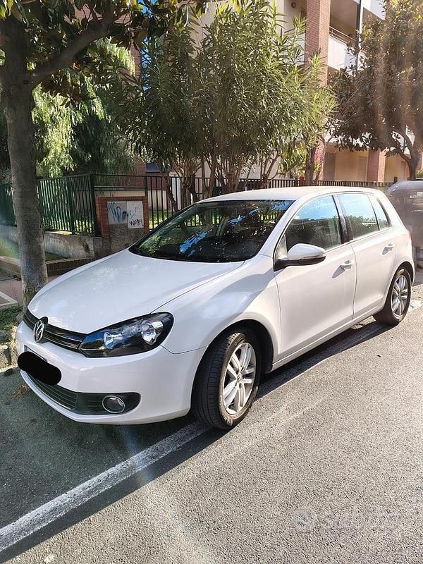 Usata VW Golf VI Highline 140 CV (102 kW) 2010 Bianco Utilitaria