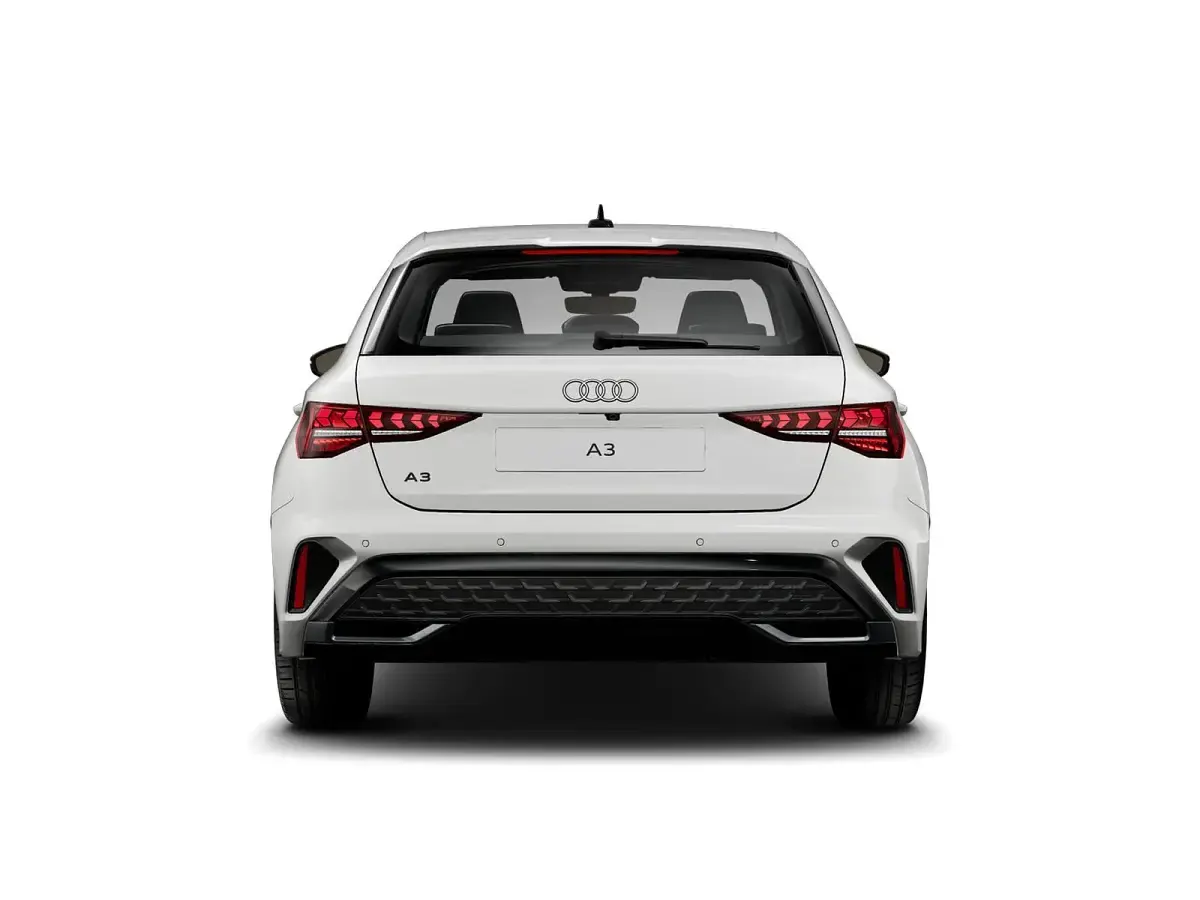 Nuova Audi A3 S-Line 150 CV (110 kW) 2026 Bianco arkona Berlina