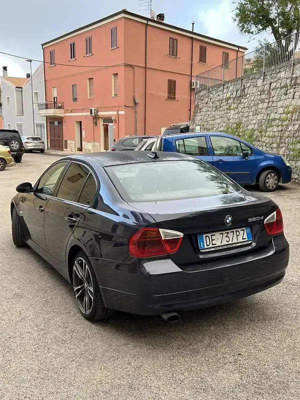Usata BMW 320 163 CV (119 kW) 2008 Berlina