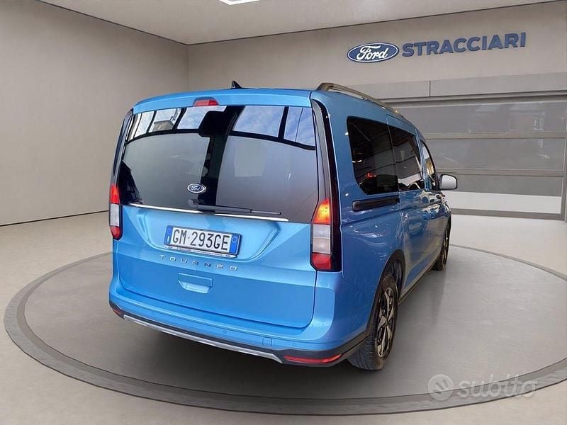 Usata Ford Tourneo Connect Active 102 CV (75 kW) 2023 Blu metallizzato Monovolume