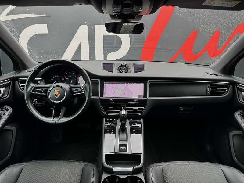 Usata Porsche Macan Turbo 265 CV (194 kW) 2022 Nero jet metallizzato SUV