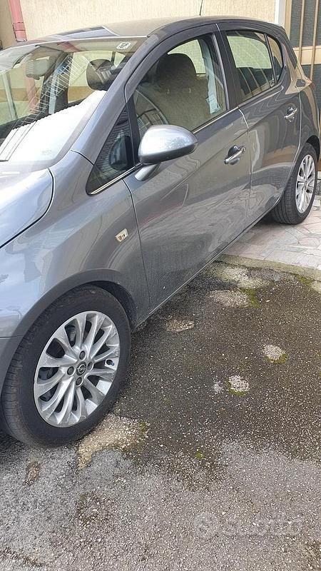 Usata Opel Corsa 95 CV (69 kW) 2017 Grigio Utilitaria