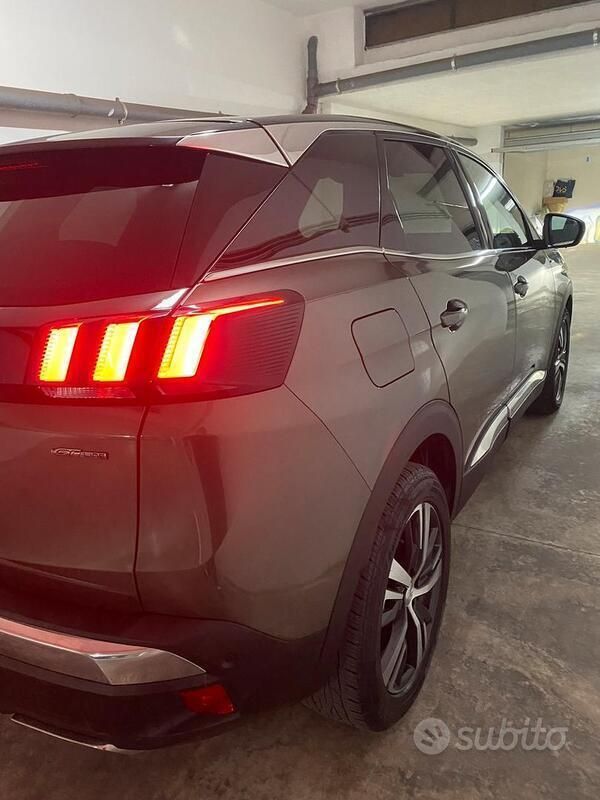 Usata Peugeot 3008 GT-line 120 CV (88 kW) 2017 SUV