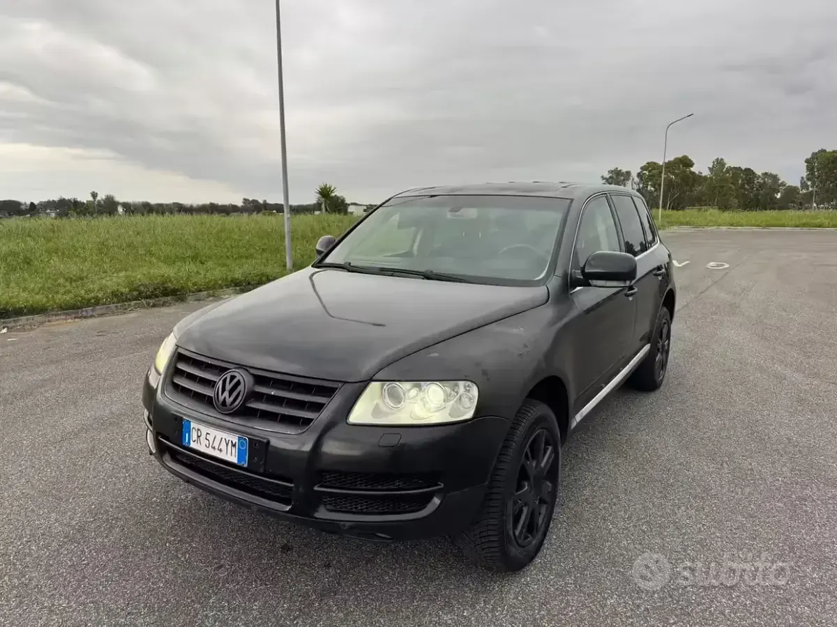 Usata VW Touareg R 174 CV (127 kW) 2005 Nero SUV