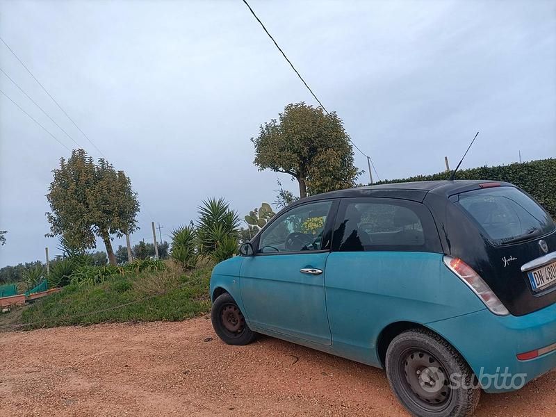Usata Lancia Ypsilon 77 CV (56 kW) 2008 Verde Utilitaria