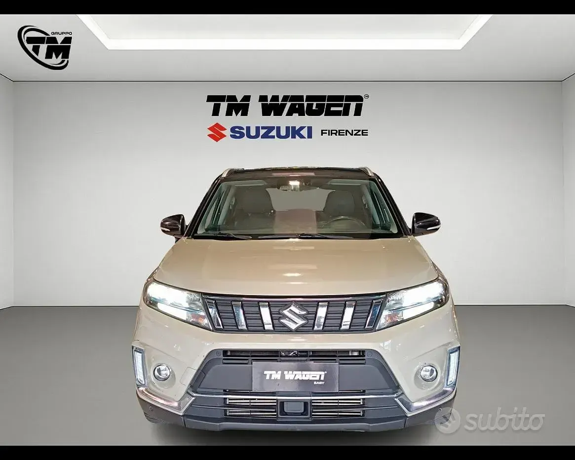 Usata Suzuki Vitara 129 CV (94 kW) 2020 Avorio SUV