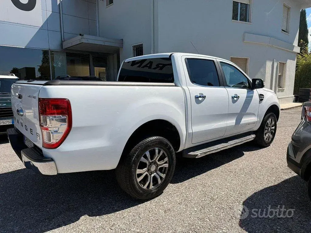 Usata Ford Ranger Limited 160 CV (117 kW) 2017 Bianco Pick-up