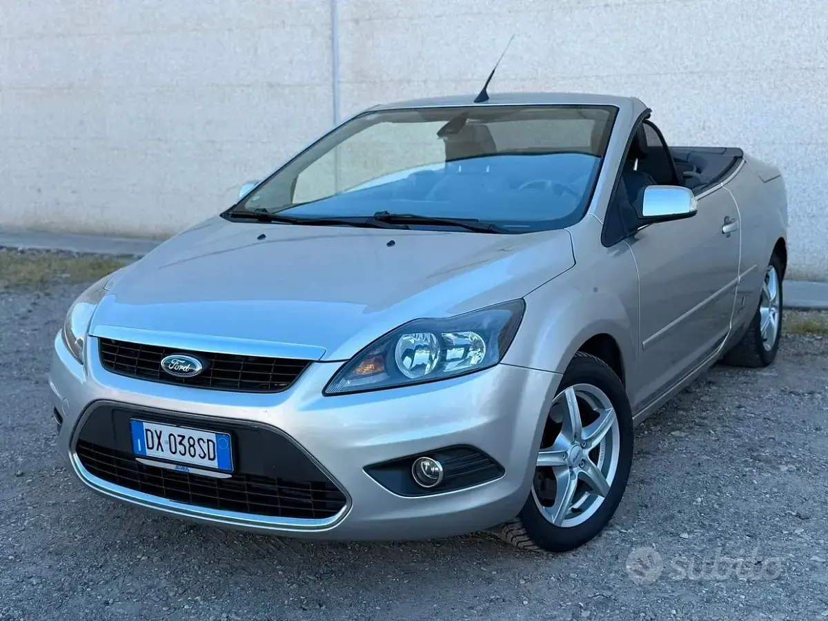 Usata Ford Focus 136 CV (100 kW) 2009 Blu Cabrio