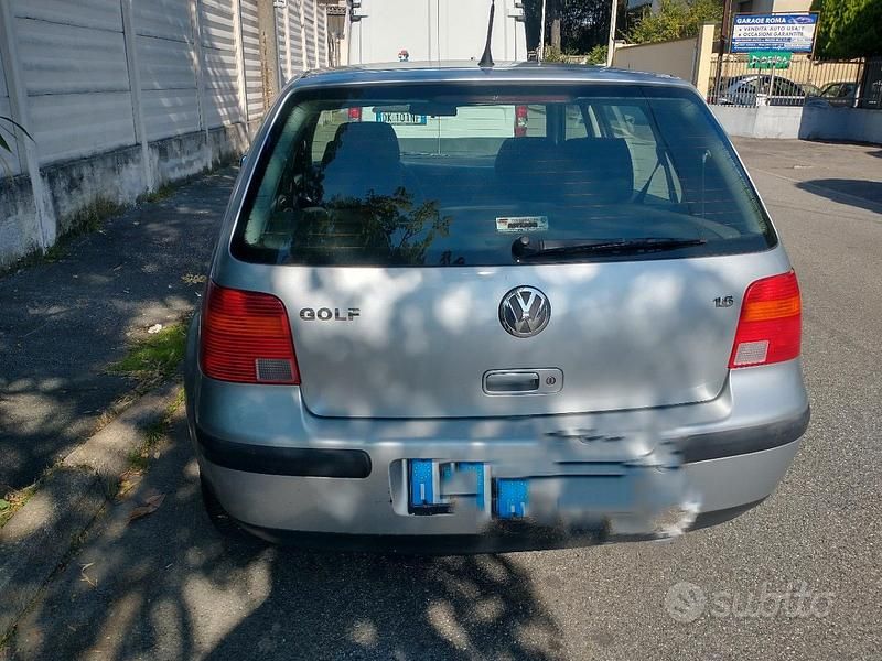 Usata VW Golf IV 105 CV (77 kW) 2000 Grigio Berlina