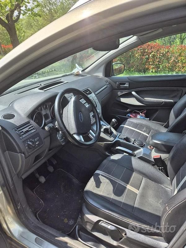 Usata Ford Kuga 136 CV (100 kW) 2009 SUV