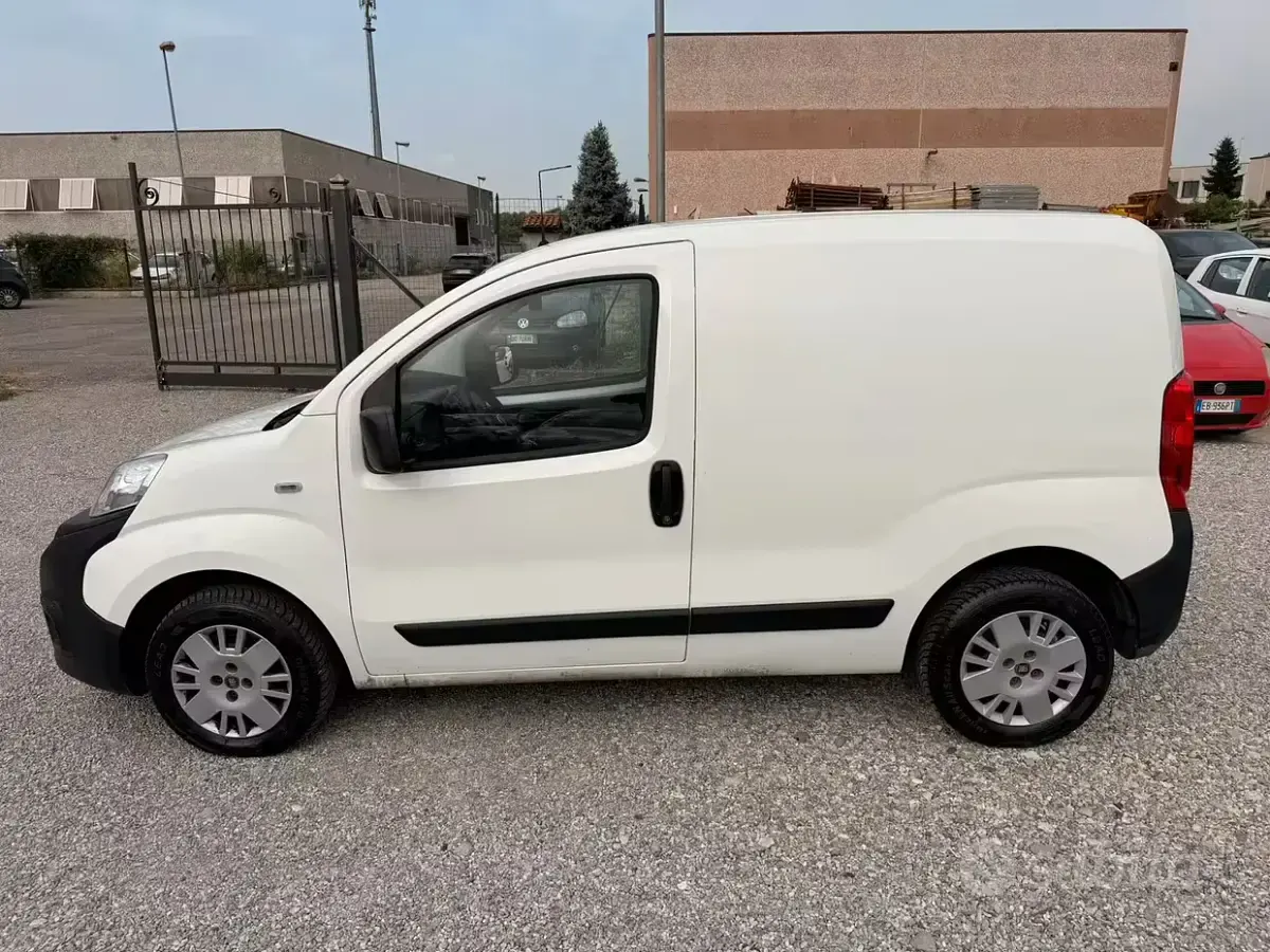 Usata Fiat Fiorino 80 CV (58 kW) 2018 Bianco Monovolume