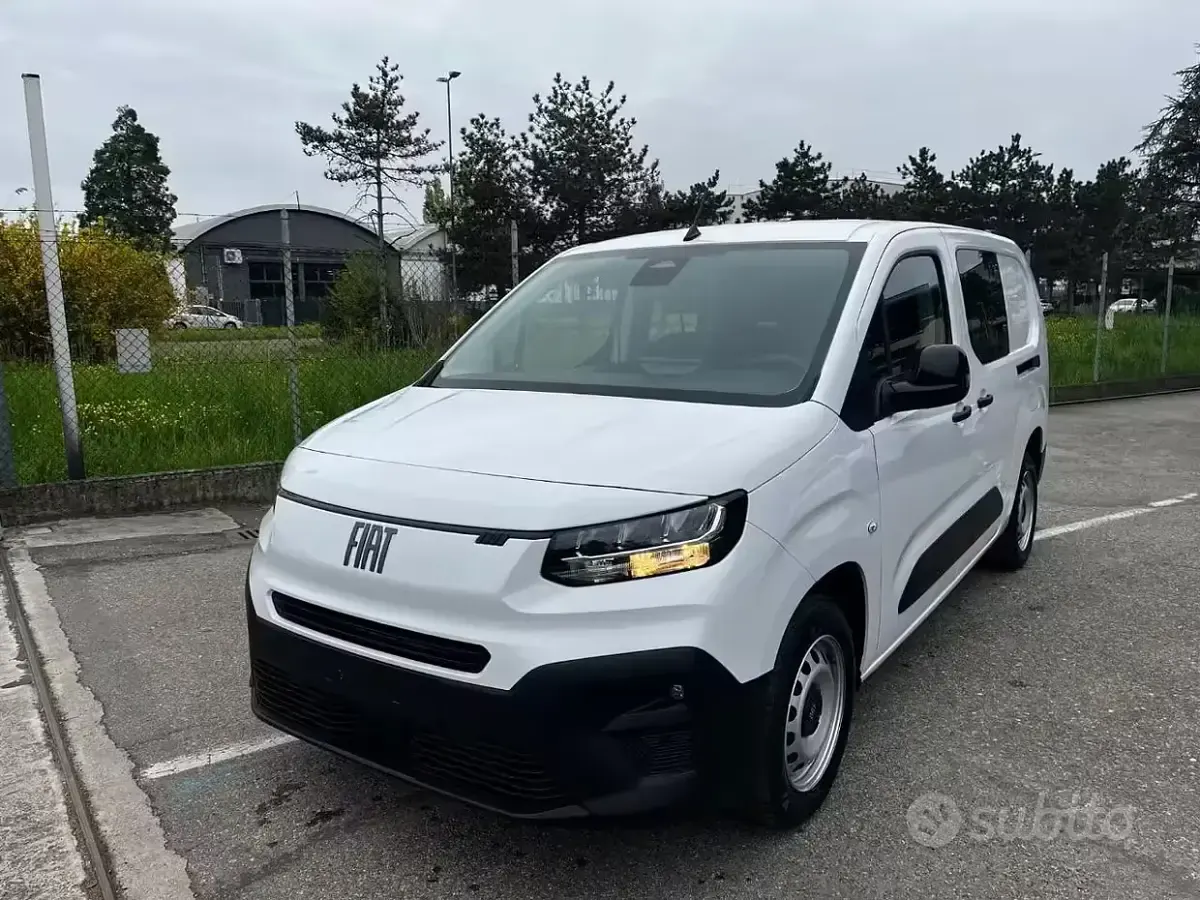 Ny Fiat Doblò 101 HK (74 kW) 2026 Vit Minibuss