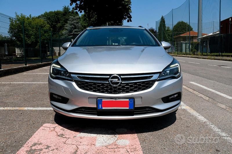 Usata Opel Astra Innovation 110 CV (80 kW) 2019 Argento Station wagon