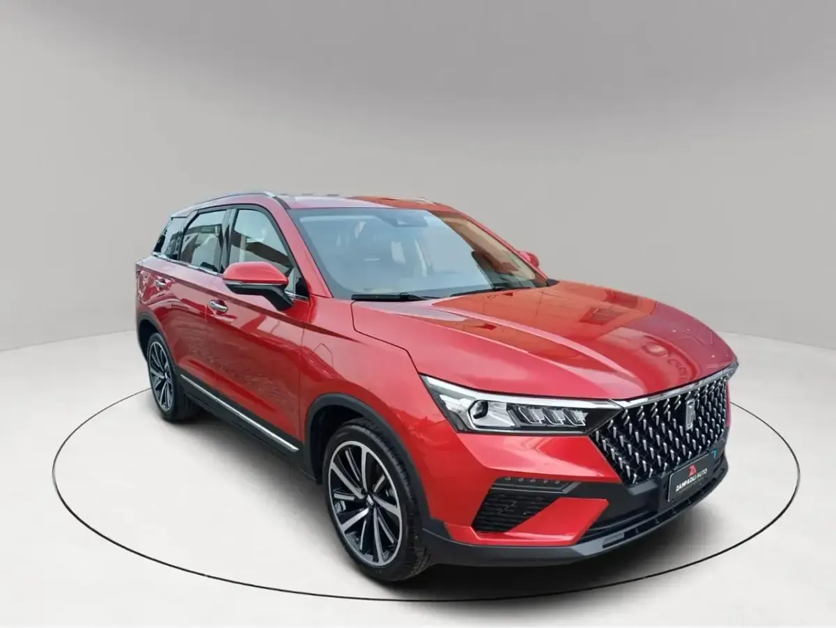 Nuova Bestune T77 160 CV (117 kW) 2026 Rosso SUV