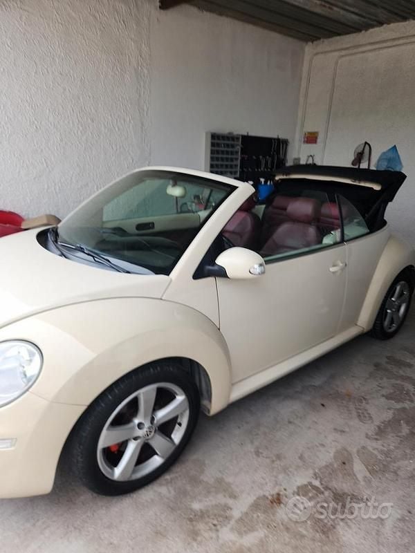 Usata VW New Beetle 105 CV (77 kW) 2006 Utilitaria