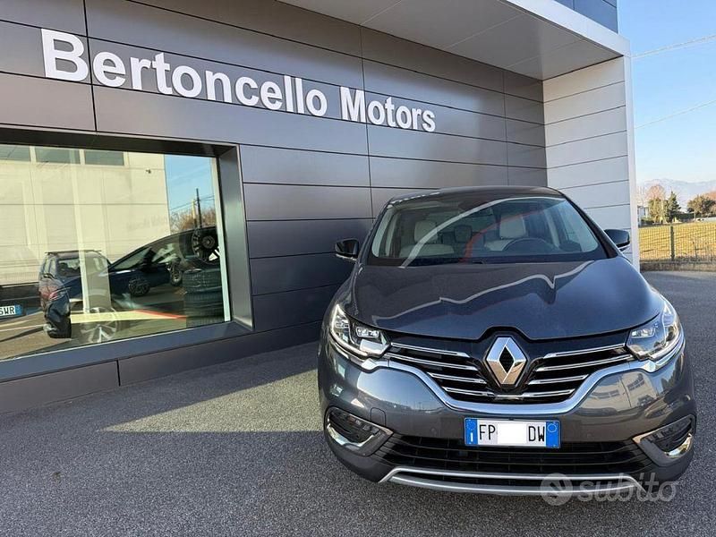 Usata Renault Espace Initiale 160 CV (117 kW) 2018 Grigio Monovolume