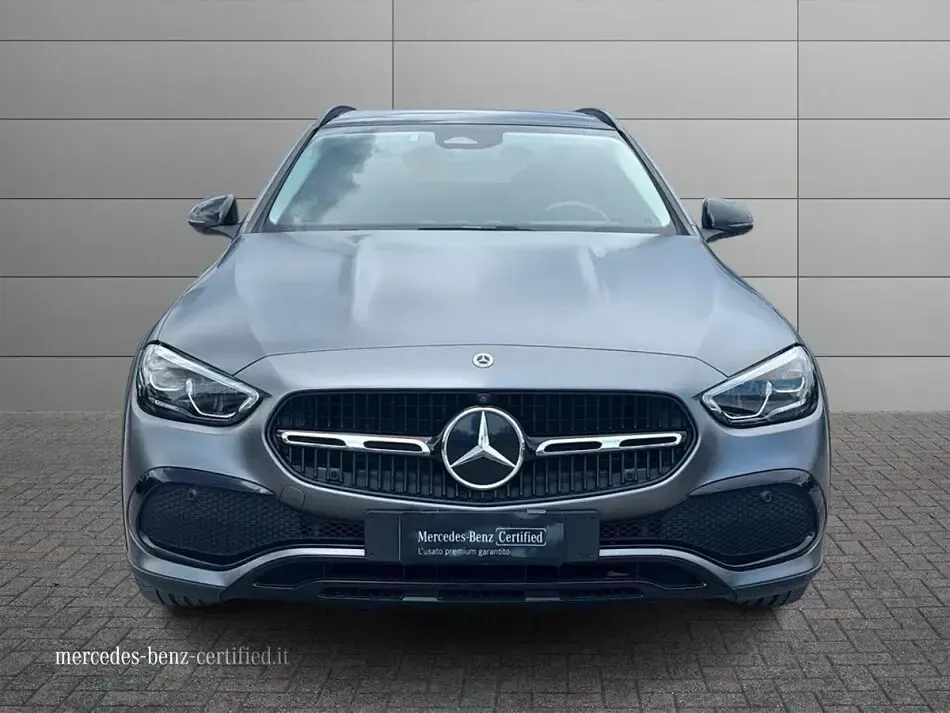 Usata Mercedes 220 Premium 200 CV (147 kW) 2022 Grigio Station wagon