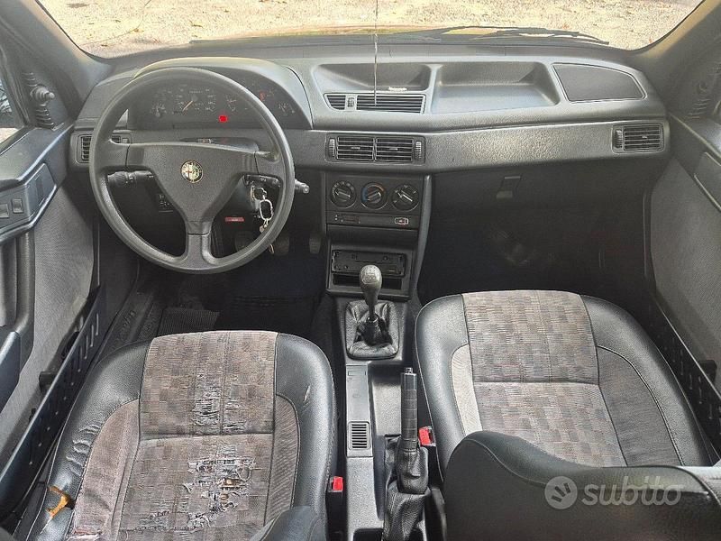 Usata Alfa Romeo 155 126 CV (92 kW) 1993 Berlina