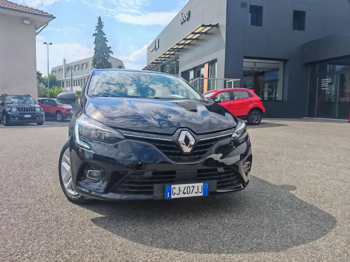 Usata Renault Clio Equilibre 101 CV (74 kW) 2022 Nero Utilitaria