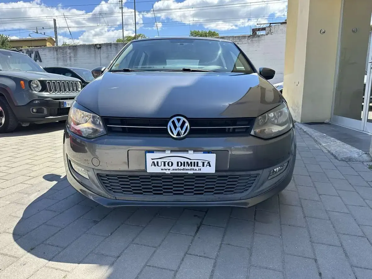 Usata VW Polo 75 CV (55 kW) 2010 Grigio Utilitaria