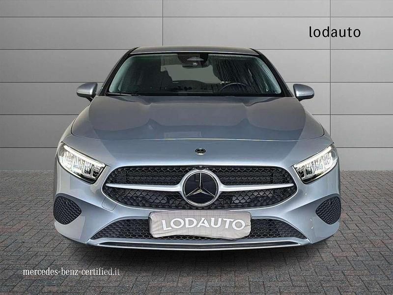 Usata Mercedes A180 Advanced 116 CV (85 kW) 2025 Argento Berlina