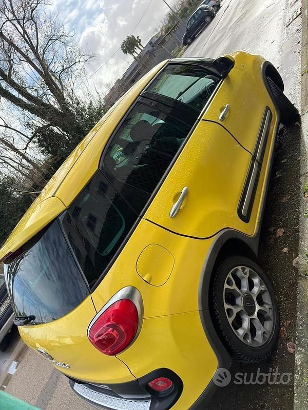 Usata Fiat 500X 120 CV (88 kW) 2015 Giallo SUV