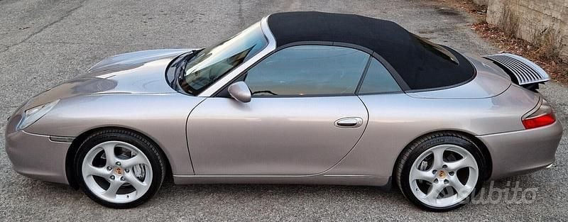 Usata Porsche 911 Carrera Cabriolet 320 CV (235 kW) 2002 Grigio Cabrio