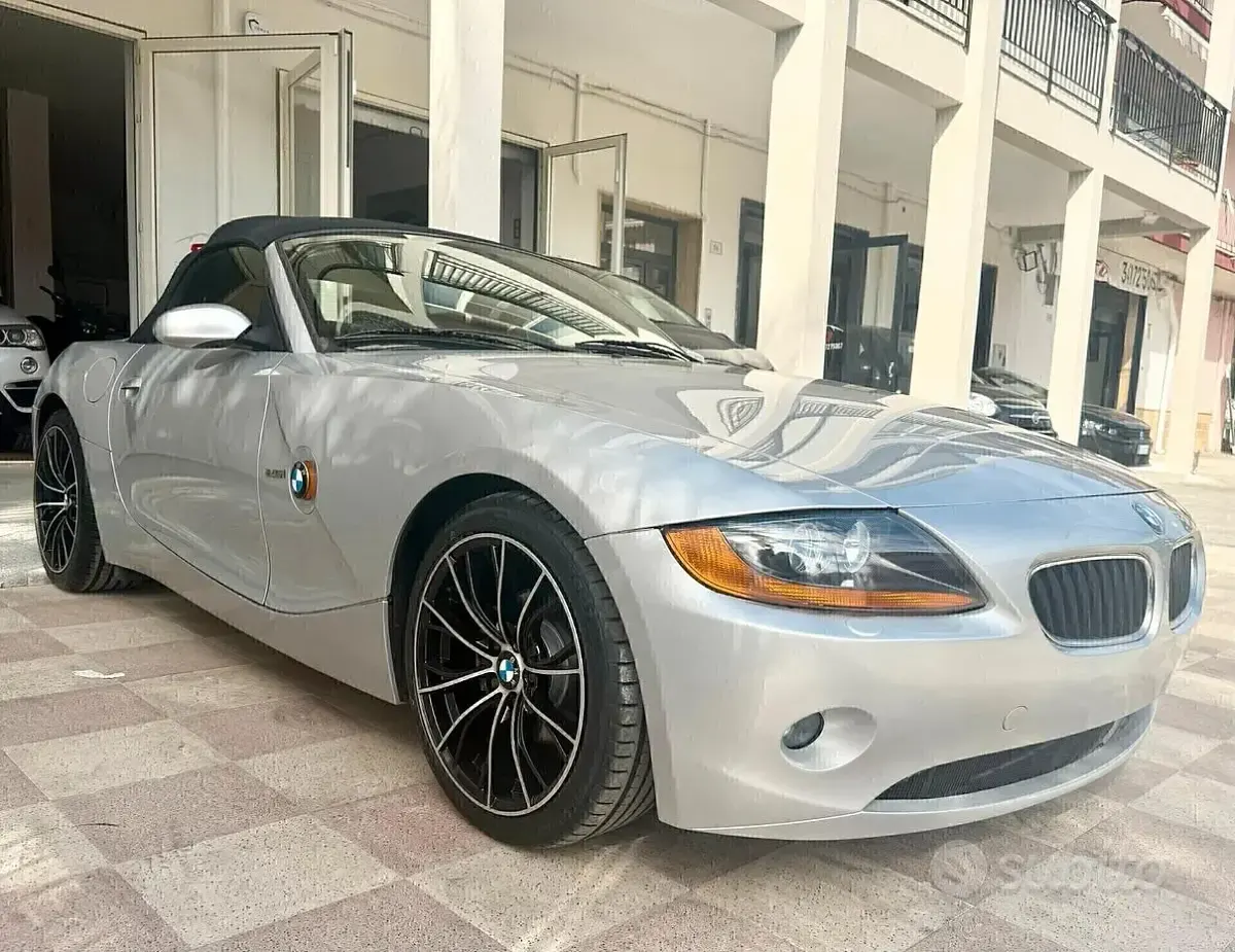 Usata BMW Z4 Sport Line 192 CV (141 kW) 2003 Grigio Cabrio
