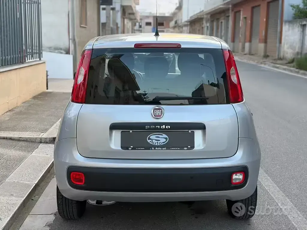 Usata Fiat Panda Lounge 95 CV (69 kW) 2017 Grigio Utilitaria