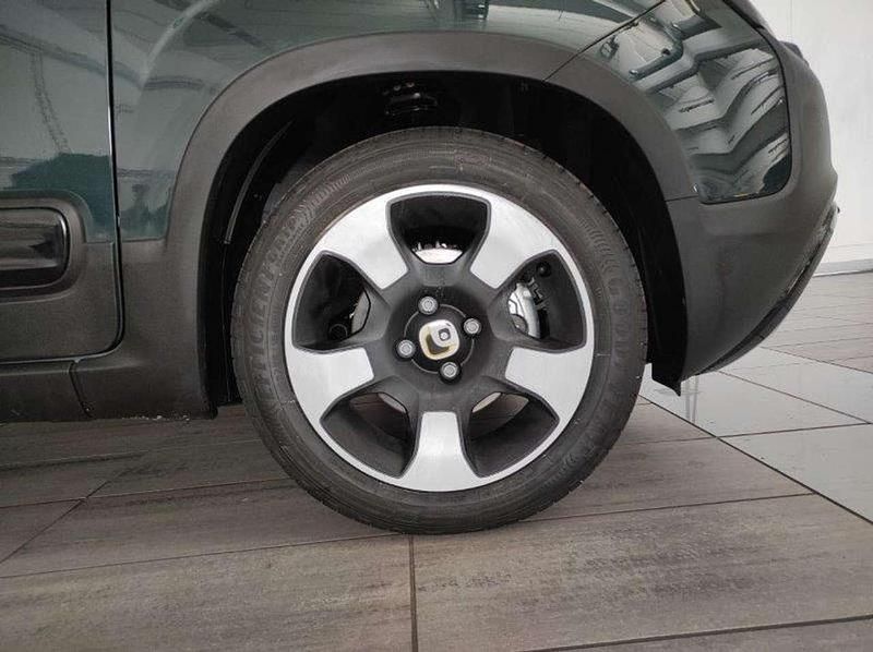 Nuova Fiat Panda Cross Cross 65 CV (47 kW) 2026 Verde Utilitaria