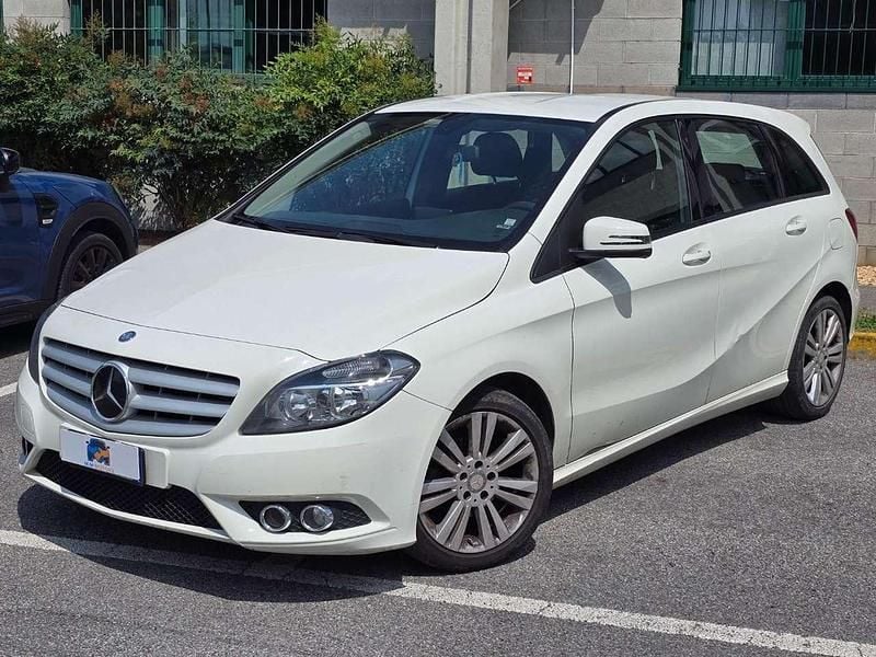 Usata Mercedes B160 Executive 90 CV (66 kW) 2014 Bianco Monovolume