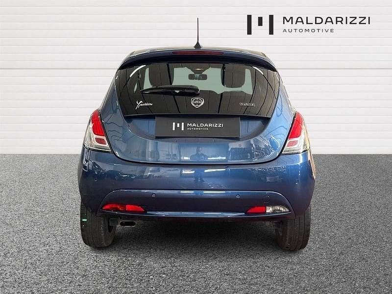 Usata Lancia Ypsilon Gold 69 CV (50 kW) 2023 Blu Utilitaria