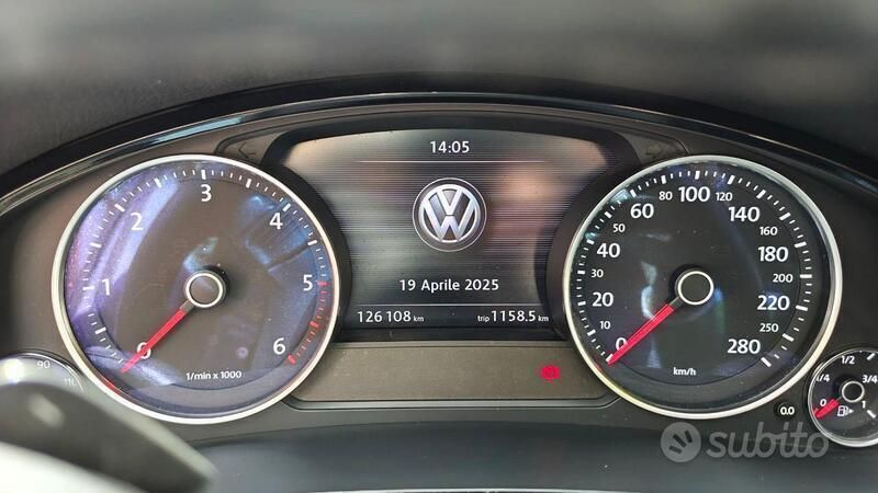 Usata VW Touareg Executive 204 CV (150 kW) 2017 Argento SUV