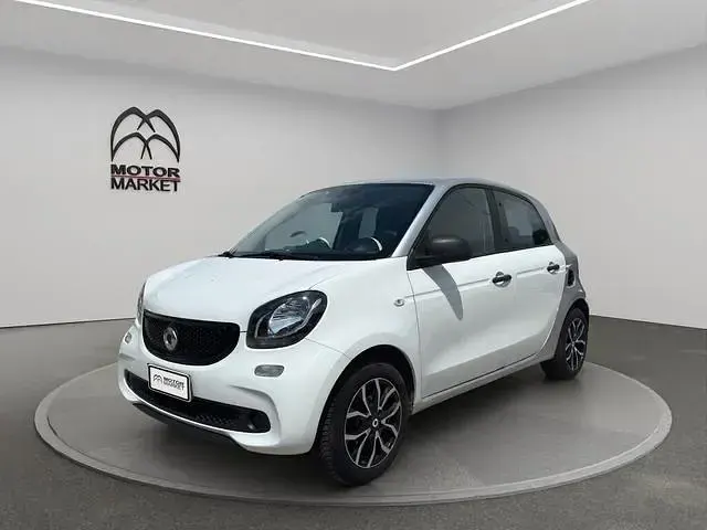 Usata Smart ForFour 71 CV (52 kW) 2017 Utilitaria
