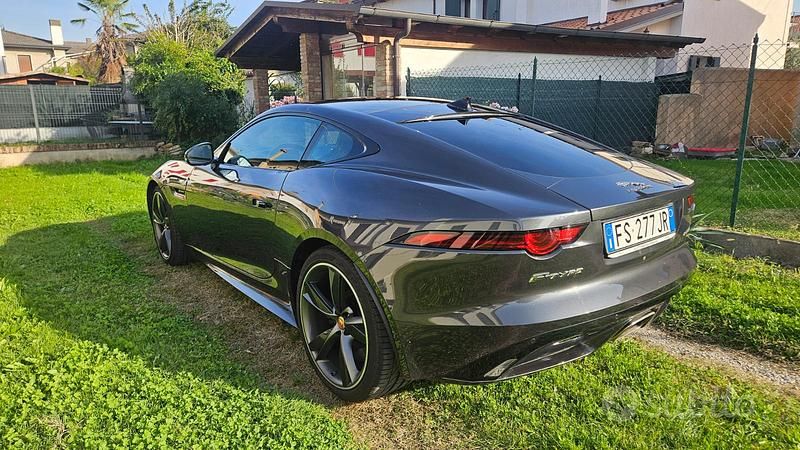 Usata Jaguar F-Type 2018 Nero Coupé