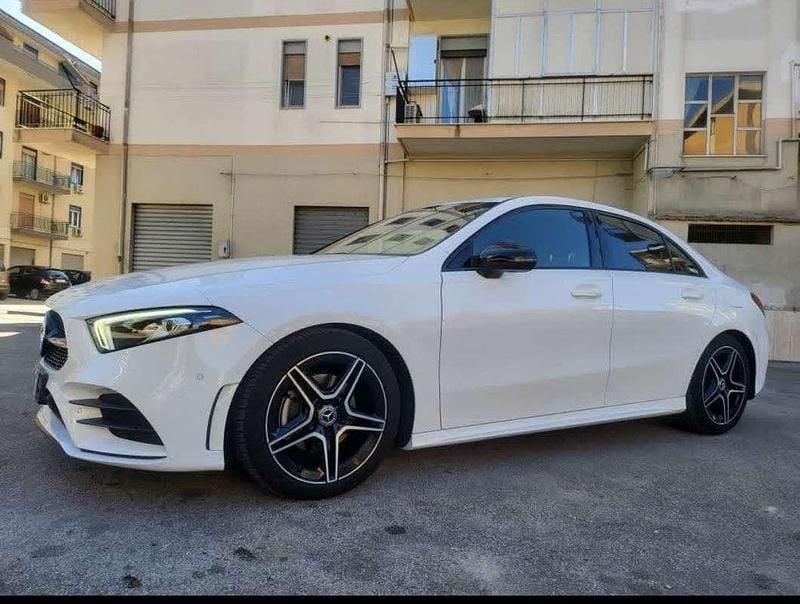 Usata Mercedes A180 Premium 116 CV (85 kW) 2020 Berlina