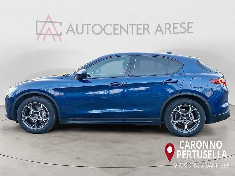 Usata Alfa Romeo Stelvio Sprint 190 CV (139 kW) 2022 Blu SUV